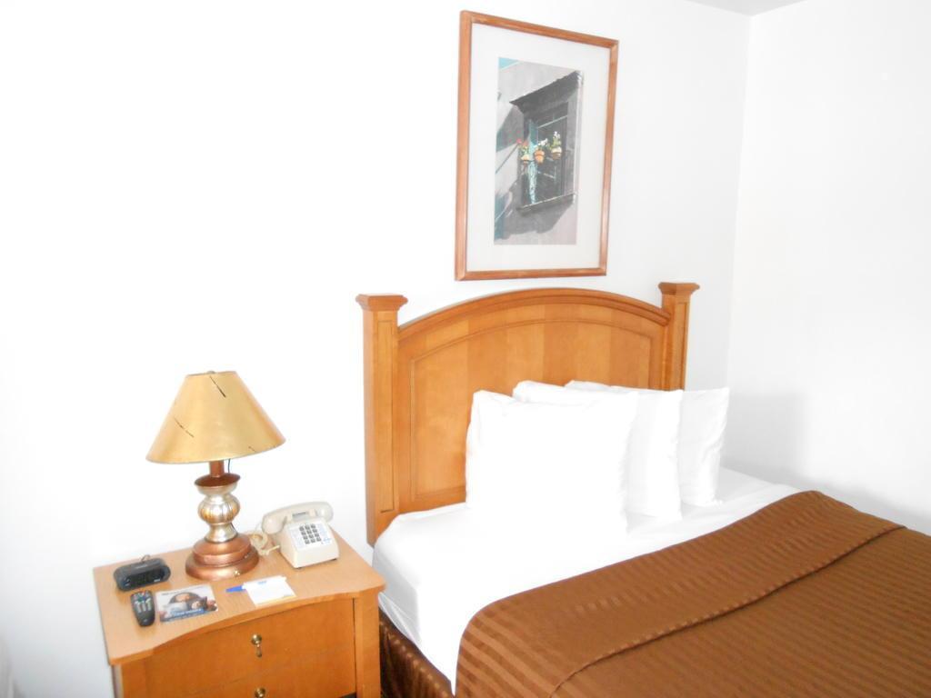 Rodeway Inn Phoenix North I-17 Eksteriør billede