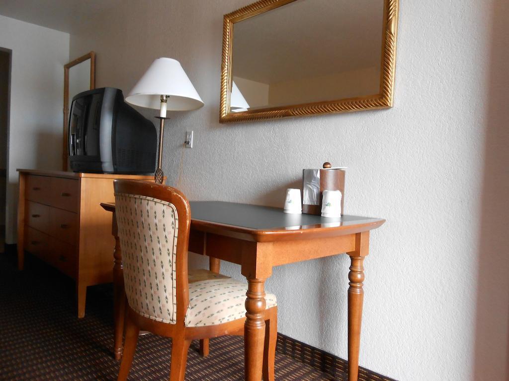 Rodeway Inn Phoenix North I-17 Eksteriør billede