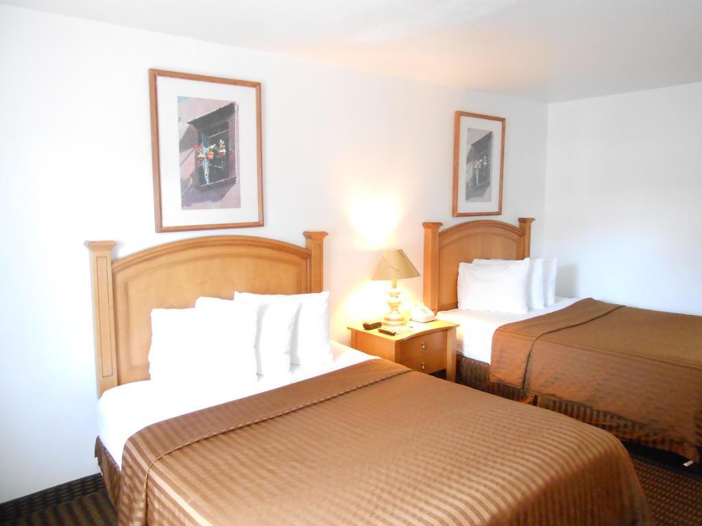 Rodeway Inn Phoenix North I-17 Eksteriør billede