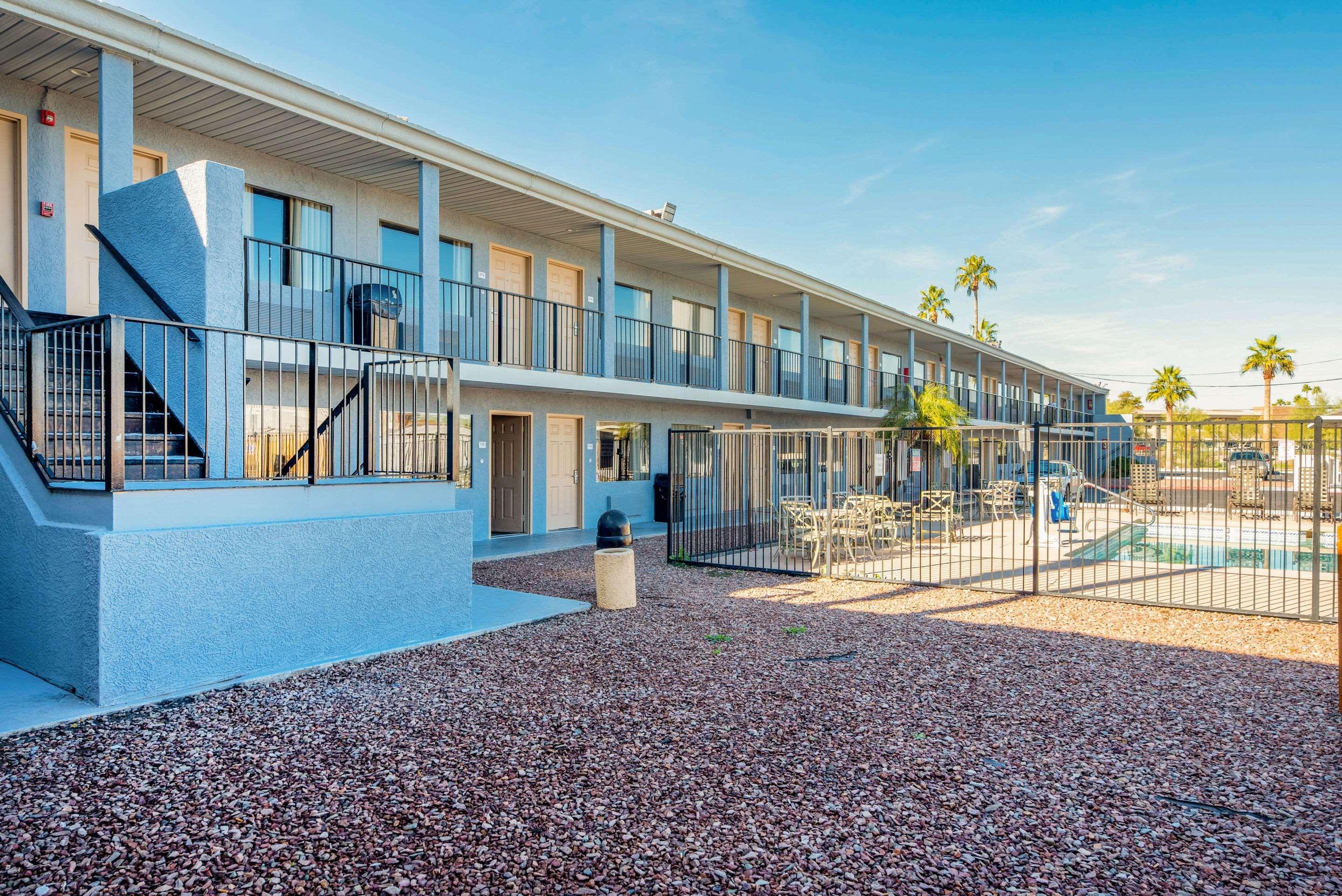 Rodeway Inn Phoenix North I-17 Eksteriør billede