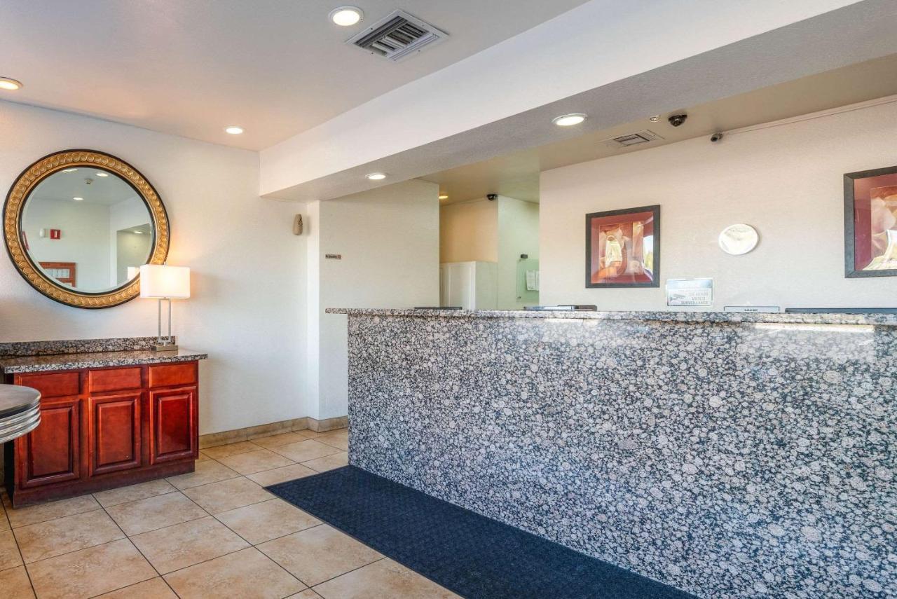 Rodeway Inn Phoenix North I-17 Eksteriør billede