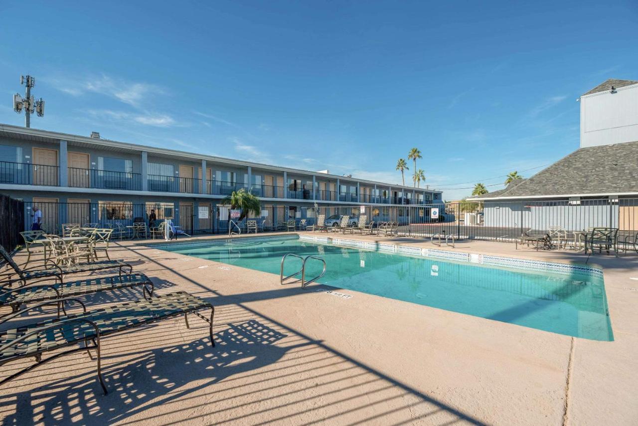 Rodeway Inn Phoenix North I-17 Eksteriør billede