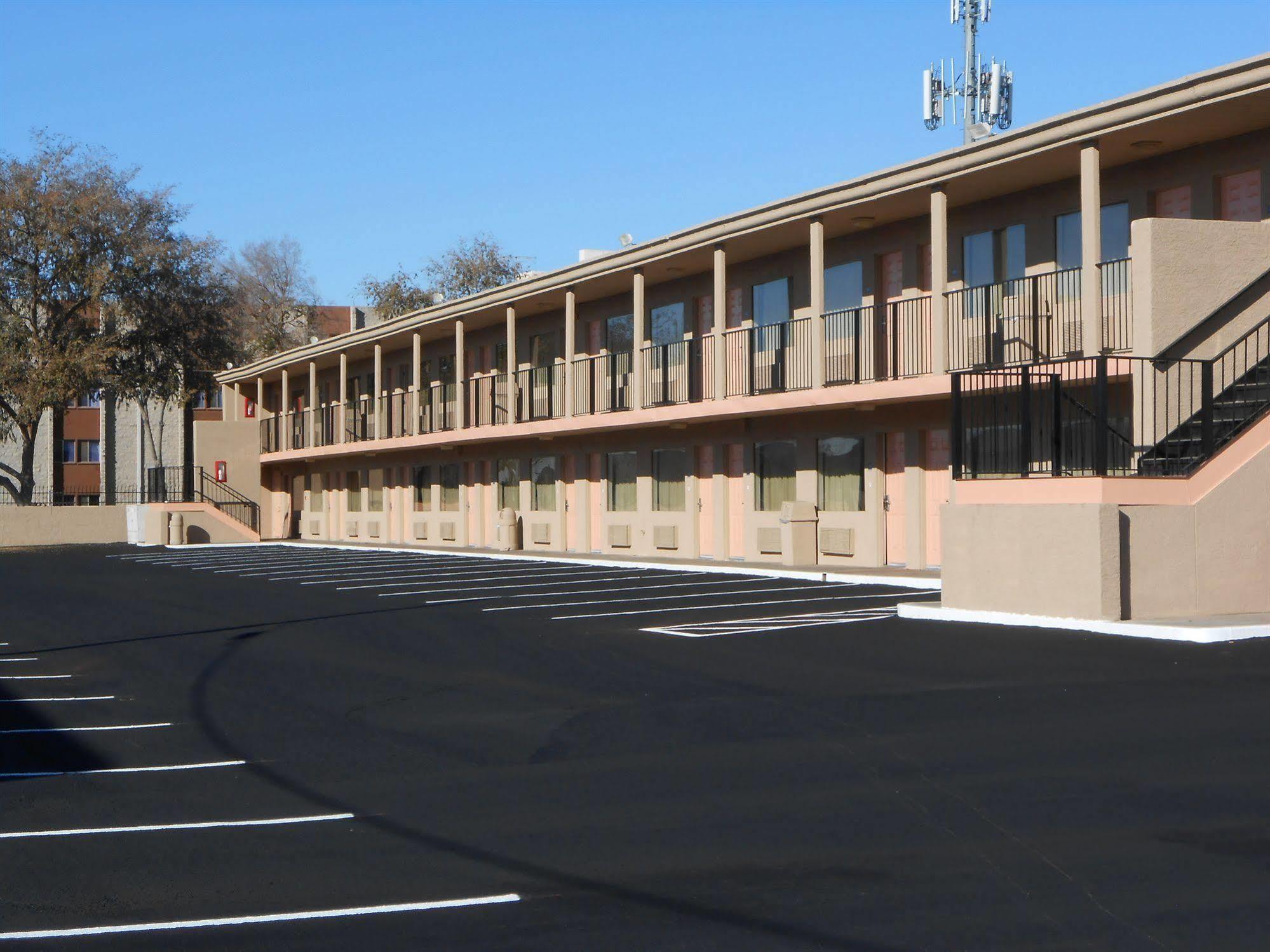 Rodeway Inn Phoenix North I-17 Eksteriør billede