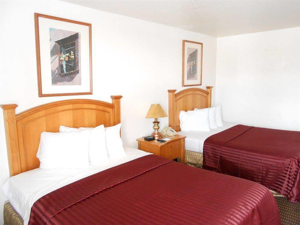 Rodeway Inn Phoenix North I-17 Eksteriør billede